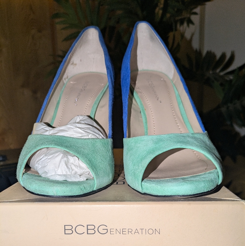 BCBGeneration Blue and Green Suede Peep Toe Heels